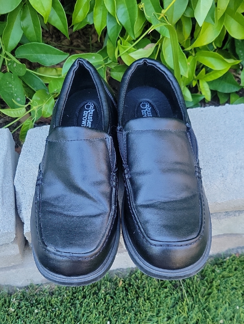 Buster Brown Kids Black Cushioned Dress Shoes  4